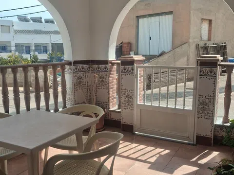Fotografía del inmueble reportado: 1.500 €/mes — Almería, Almería