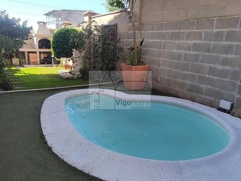 First photo of the property