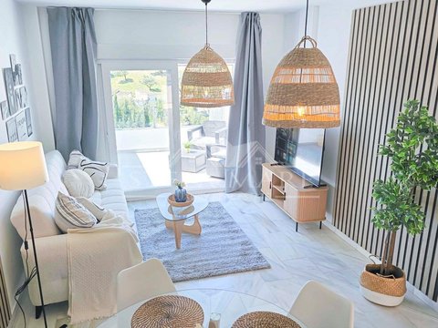 2-bedroom freehold villa in Nerja — photo 1 of 5