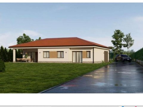 First photo of the property