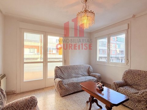 First photo of the property