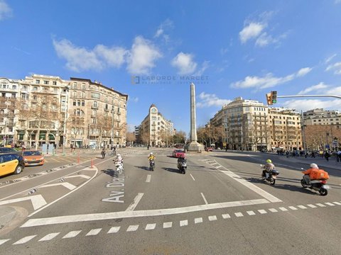 Перша фотографія об’єкта нерухомості