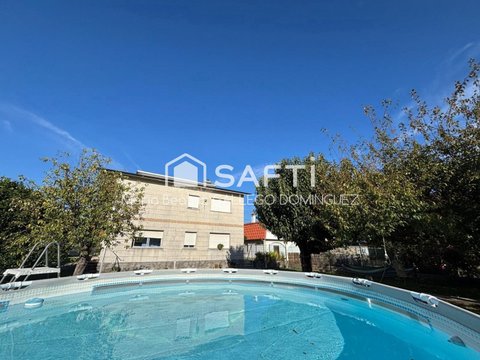 First photo of the property
