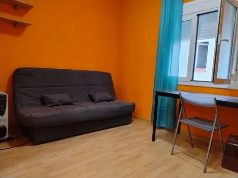 Fotografía del inmueble reportado: 740 €/mes — Barcelona, Barcelona