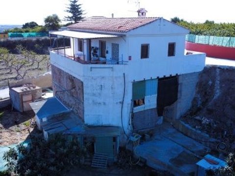 First photo of the property