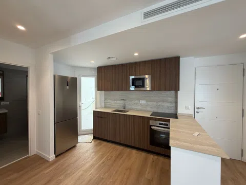 Fotografía del inmueble reportado: 1.200 €/mes — Girona, Girona