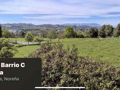 First photo of the property