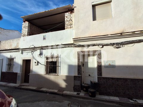 First photo of the property