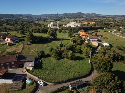 First photo of the property
