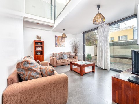 4-bedroom freehold villa in Las Palmas de Gran Canaria — photo 1 of 1