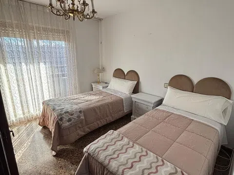 Fotografía del inmueble reportado: 2.350 €/mes — Zaragoza, Zaragoza