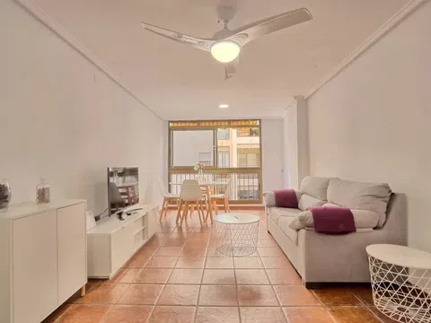 Fotografía del inmueble reportado: 850 €/mes — Alicante, Alicante