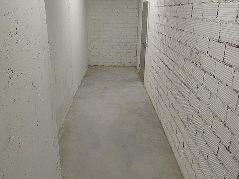 Перша фотографія об’єкта нерухомості