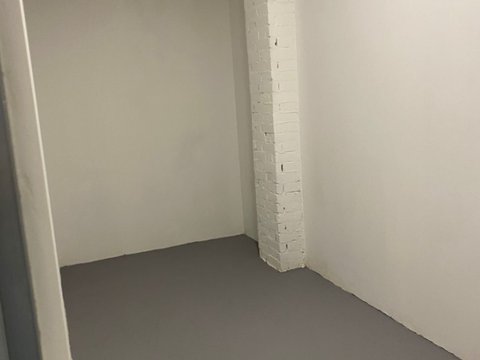 Перша фотографія об’єкта нерухомості