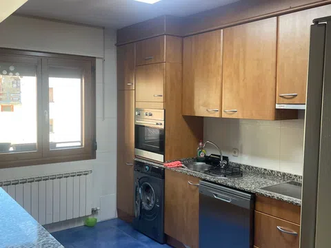 Fotografía del inmueble reportado: 750 €/mes — Huesca, Huesca
