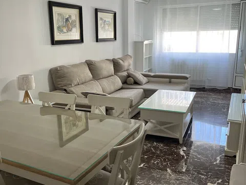 Fotografía del inmueble reportado: 875 €/mes — Jaén, Jaén