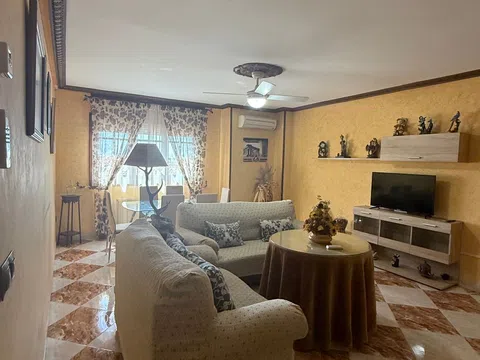 Fotografía del inmueble reportado: 300 €/mes — Jaén, Jaén