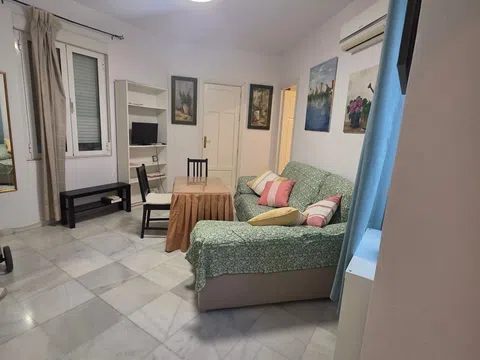 Fotografía del inmueble reportado: 800 €/mes — Sevilla, Sevilla