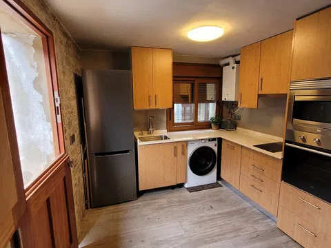 Fotografía del inmueble reportado: 1.350 €/mes — Asturias, Asturias
