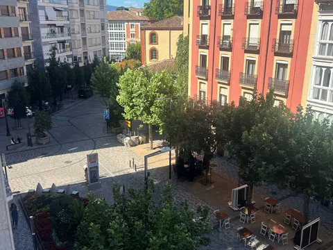 Fotografía del inmueble reportado: 1.600 €/mes — La Rioja, La Rioja