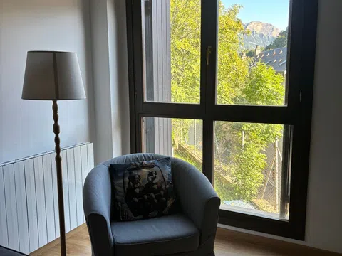 Fotografía del inmueble reportado: 2.150 €/mes — Huesca, Huesca