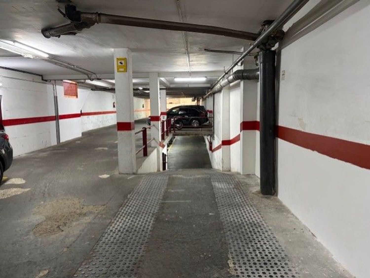 garage en barcelona · gracia 17000€