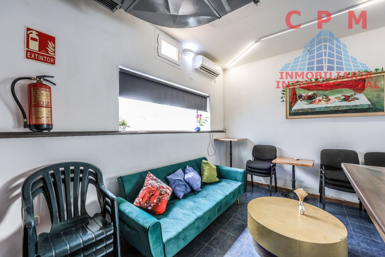 local-y-naves en madrid · puente-de-vallecas 219000€