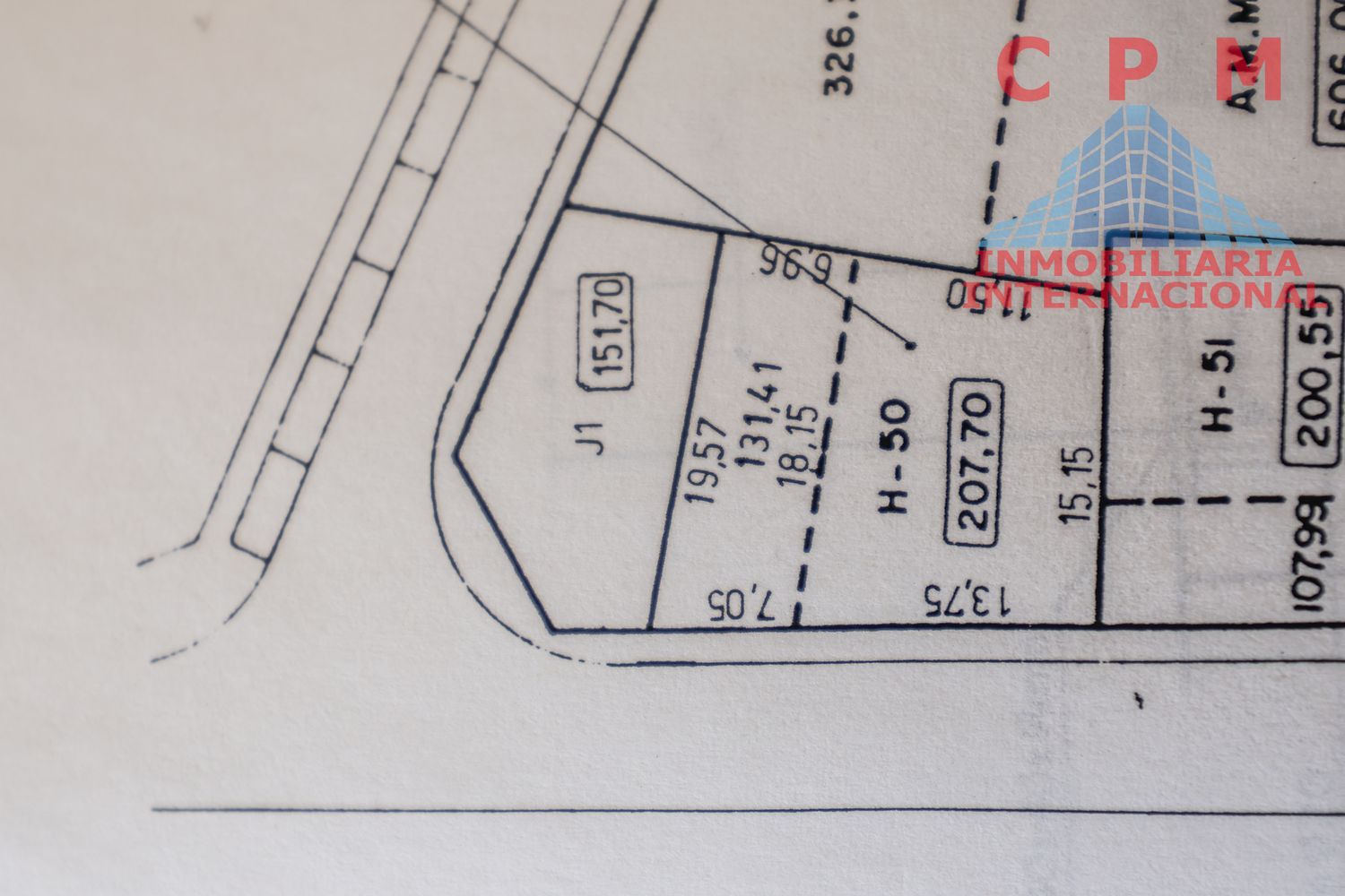 local-y-naves en leganes · leganes-norte 420000€