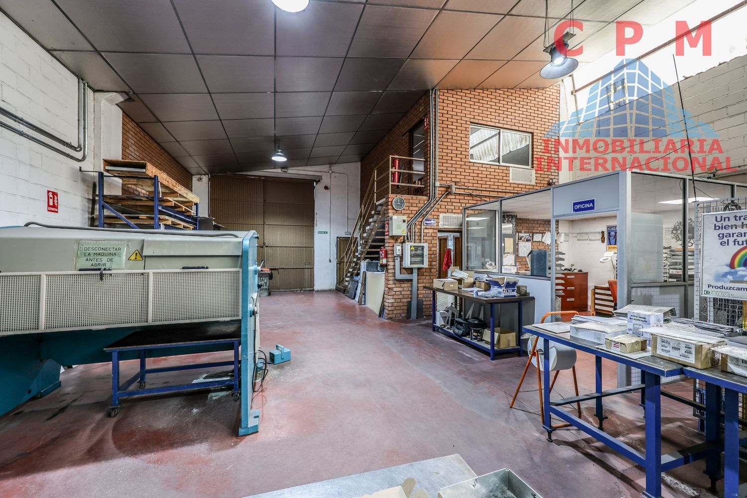 local-y-naves en ajalvir ·  1400000€