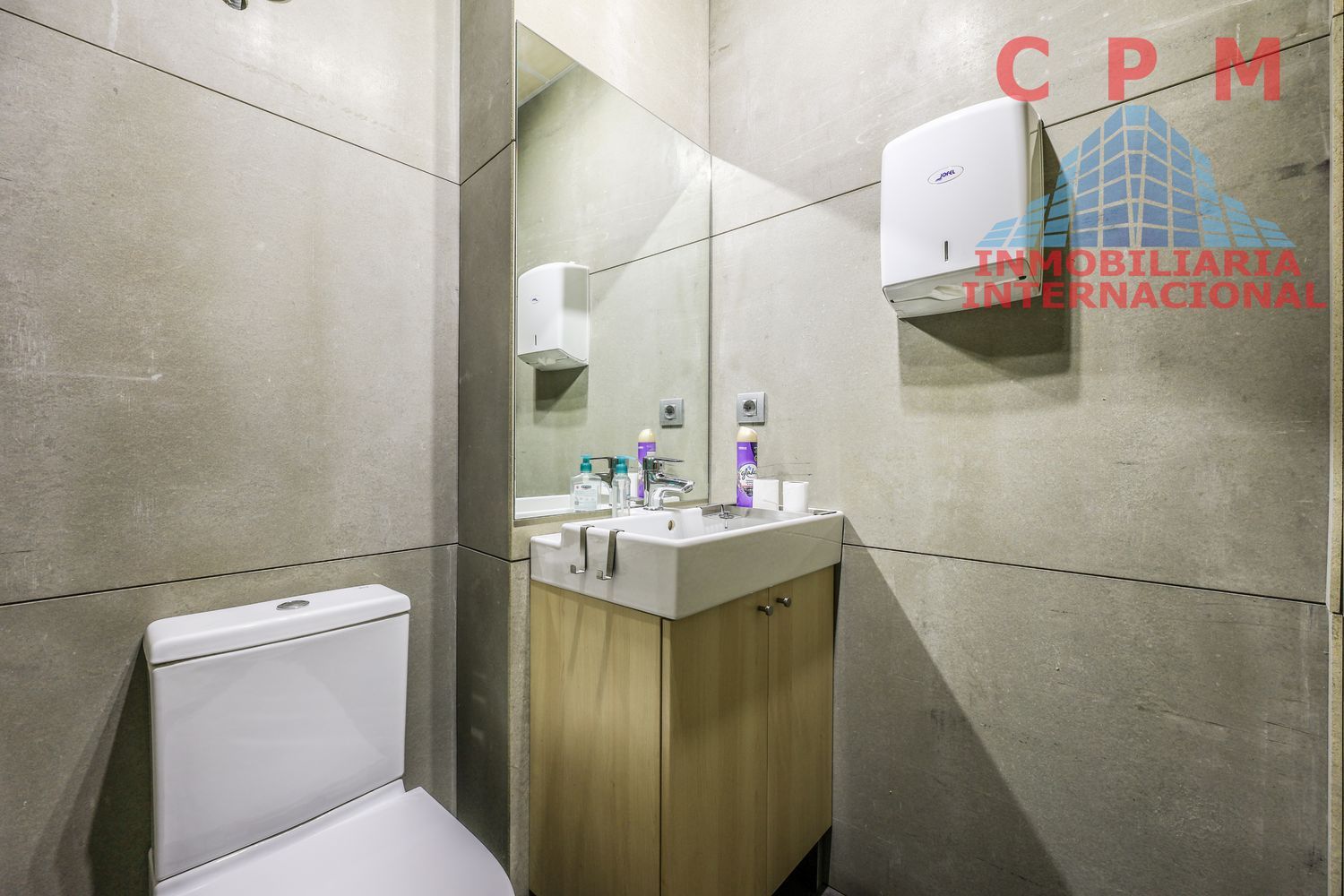 oficina en madrid · retiro 4600€