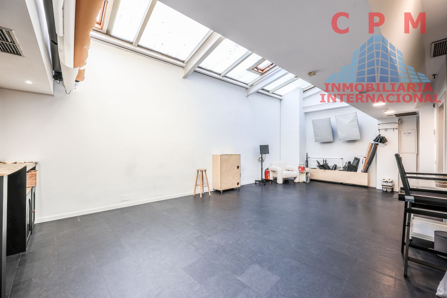 oficina en madrid · chamberi 2700€