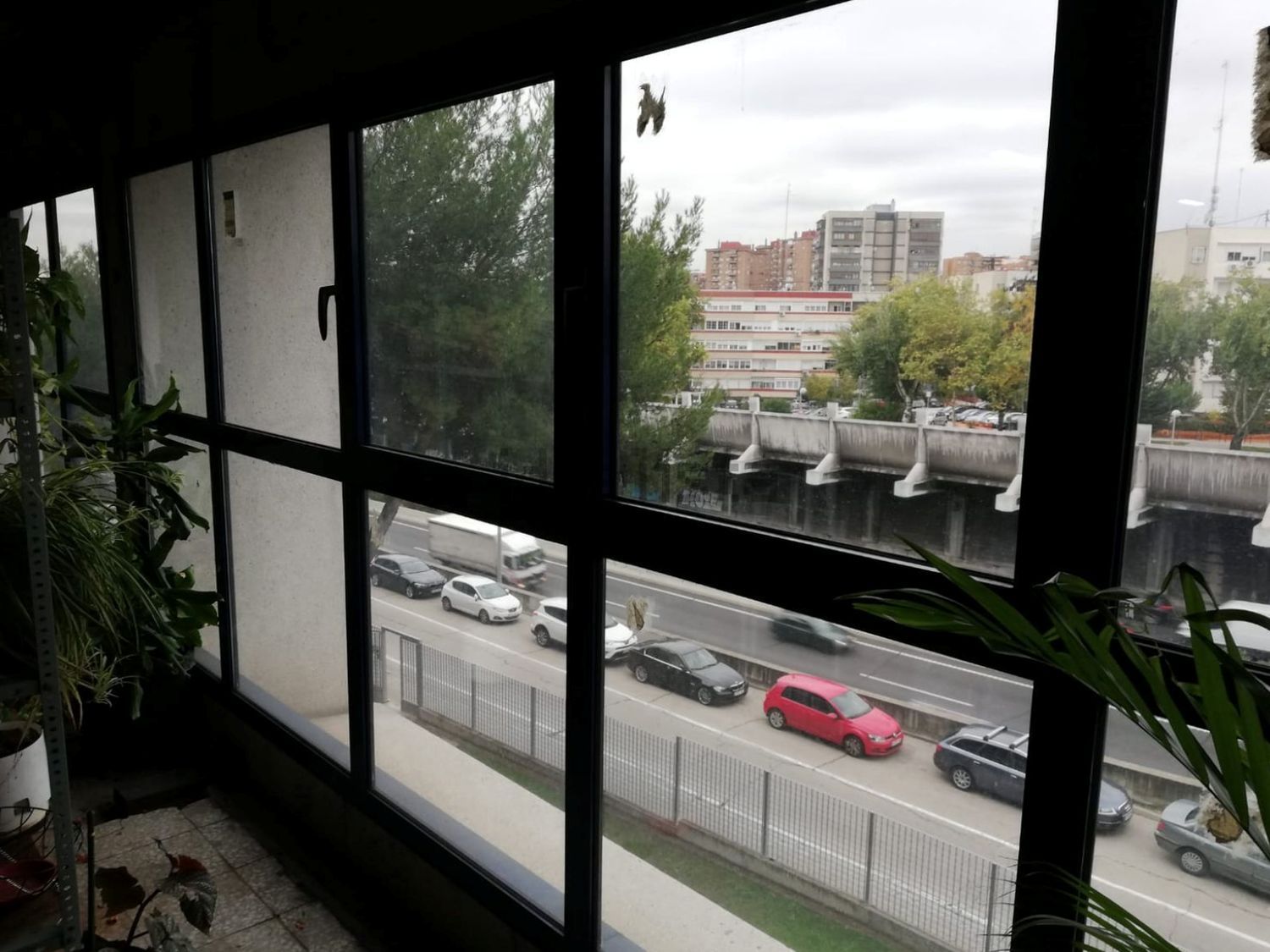 local-y-naves en madrid · hortaleza 700000€