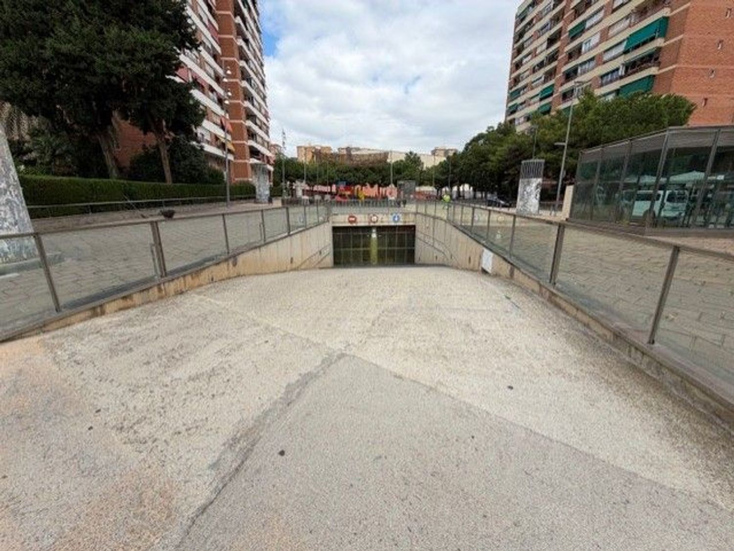 garage en barcelona · nou-barris 21000€