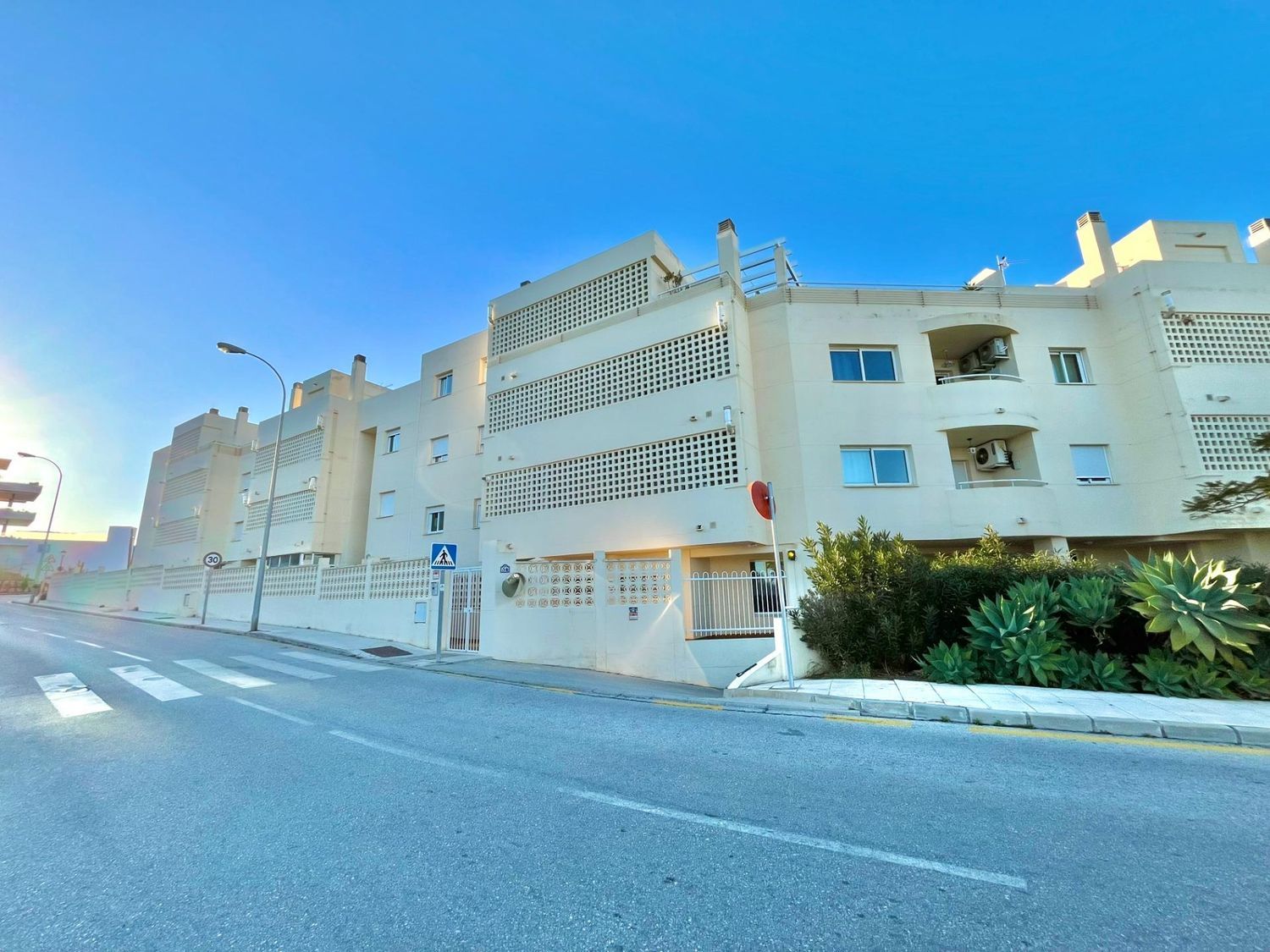 Piso en Zona Sohail, Fuengirola