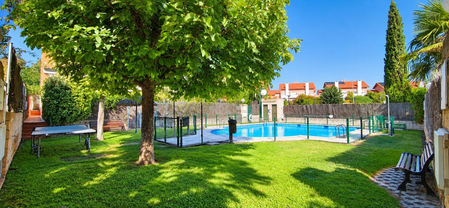 casa en san-agustin-de-guadalix ·  480000€