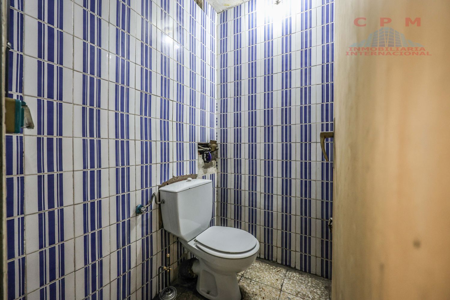 local-y-naves en madrid · hortaleza 700000€