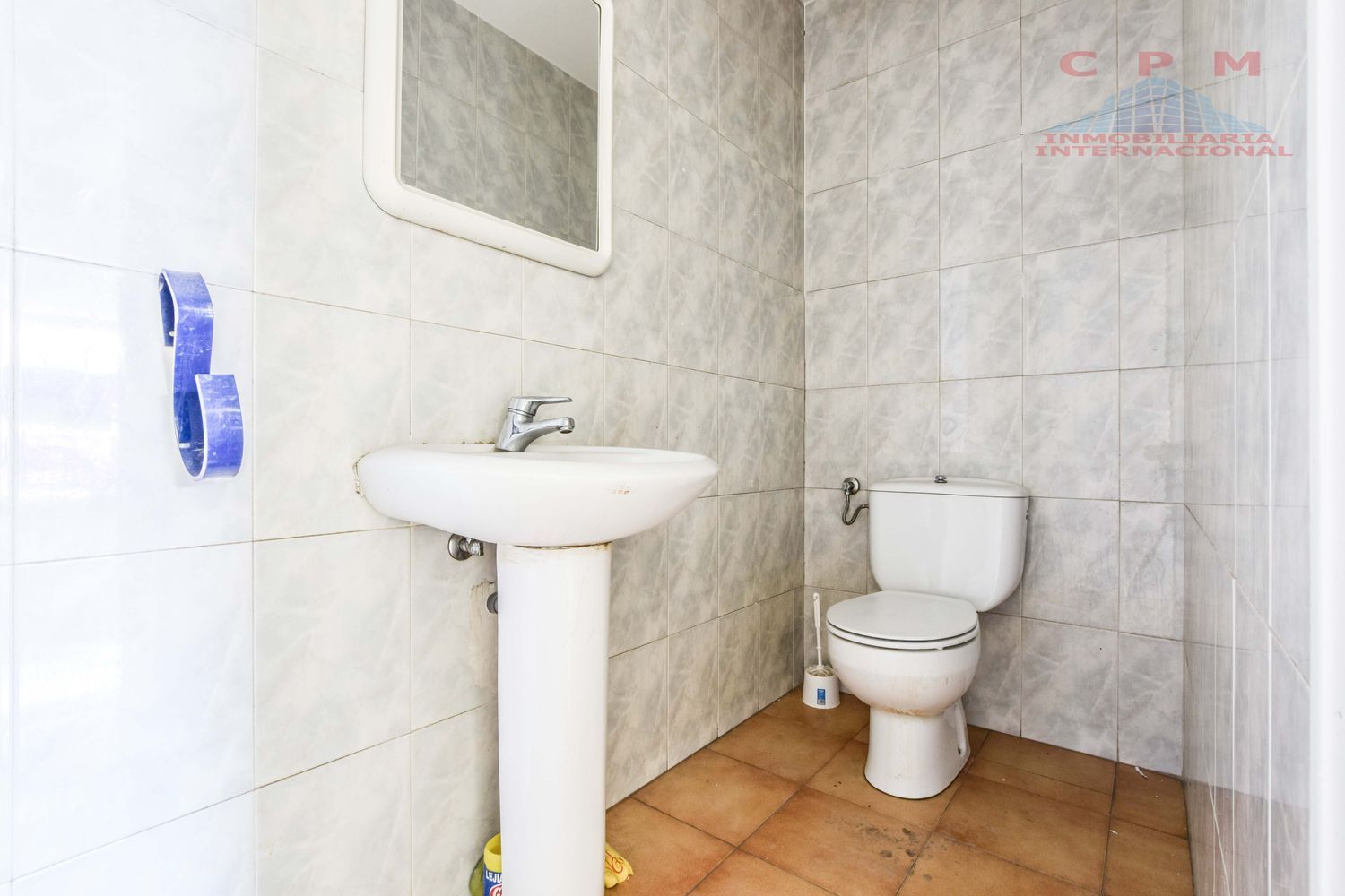 local-y-naves en madrid · centro 380000€