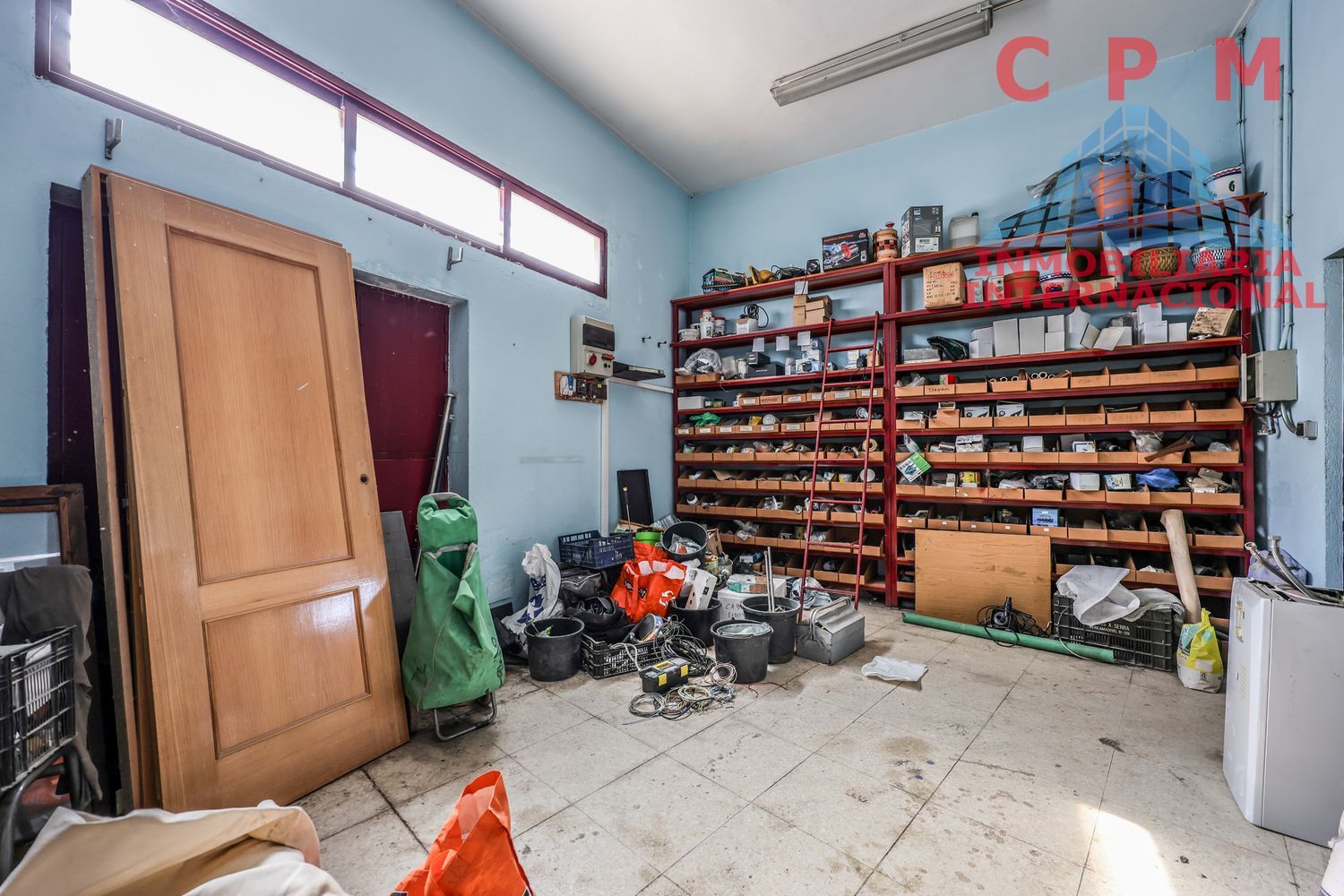 local-y-naves en leganes · leganes-norte 420000€