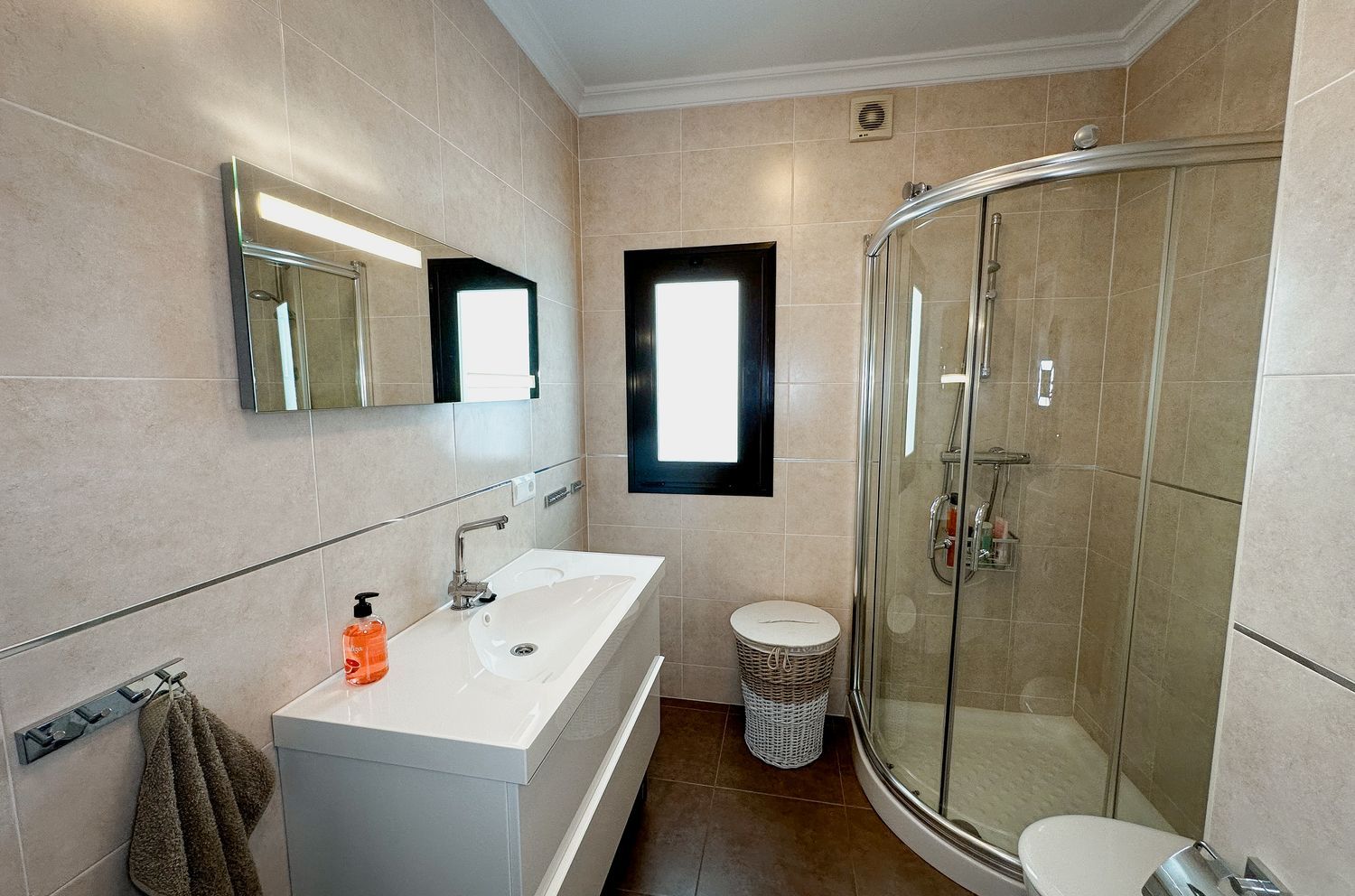 casa-adosada en nerja · capistrano 525000€