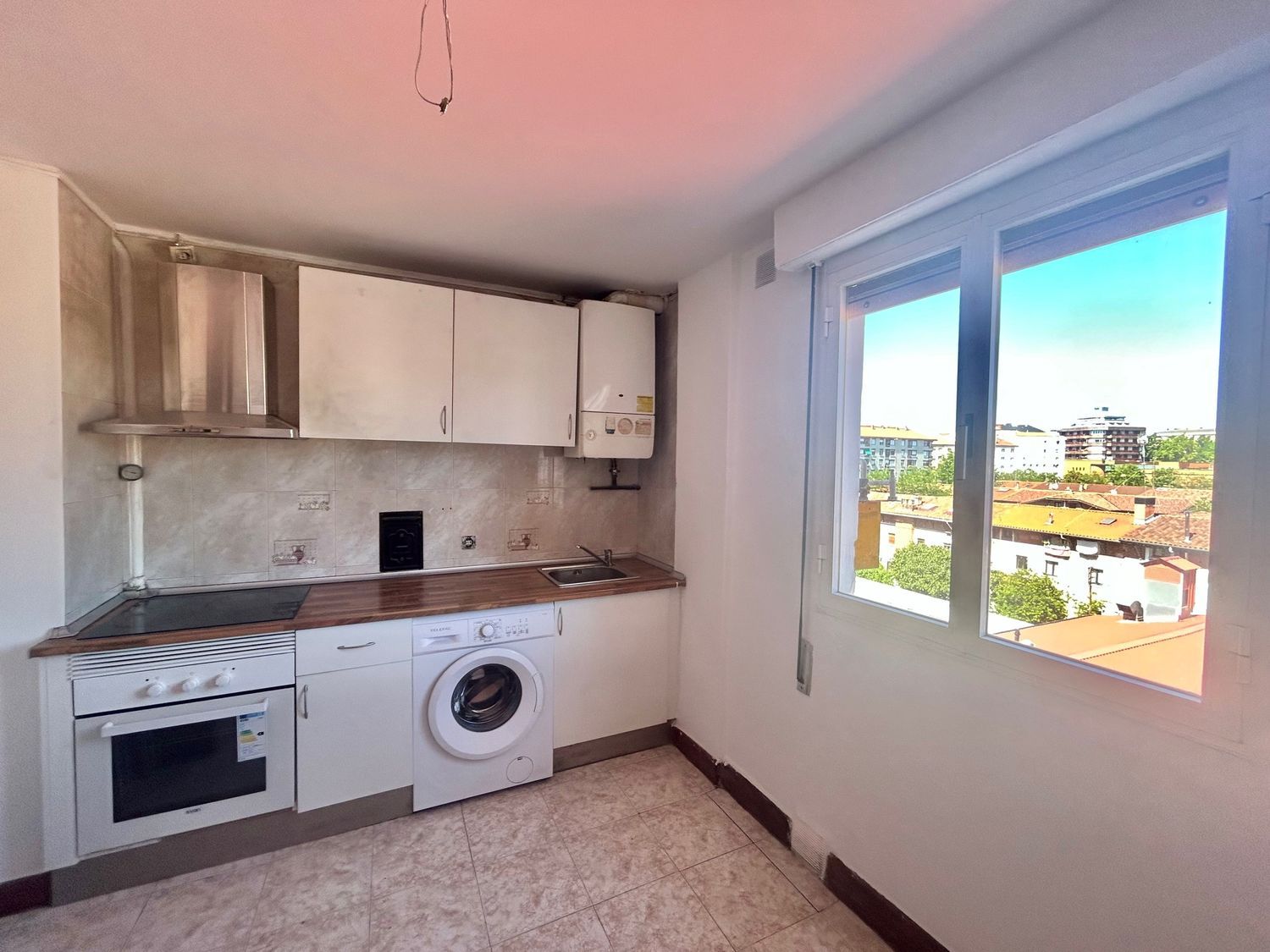 Inmueble en Judimendi - Sta.Lucía, disponible en Fincas Arbella.