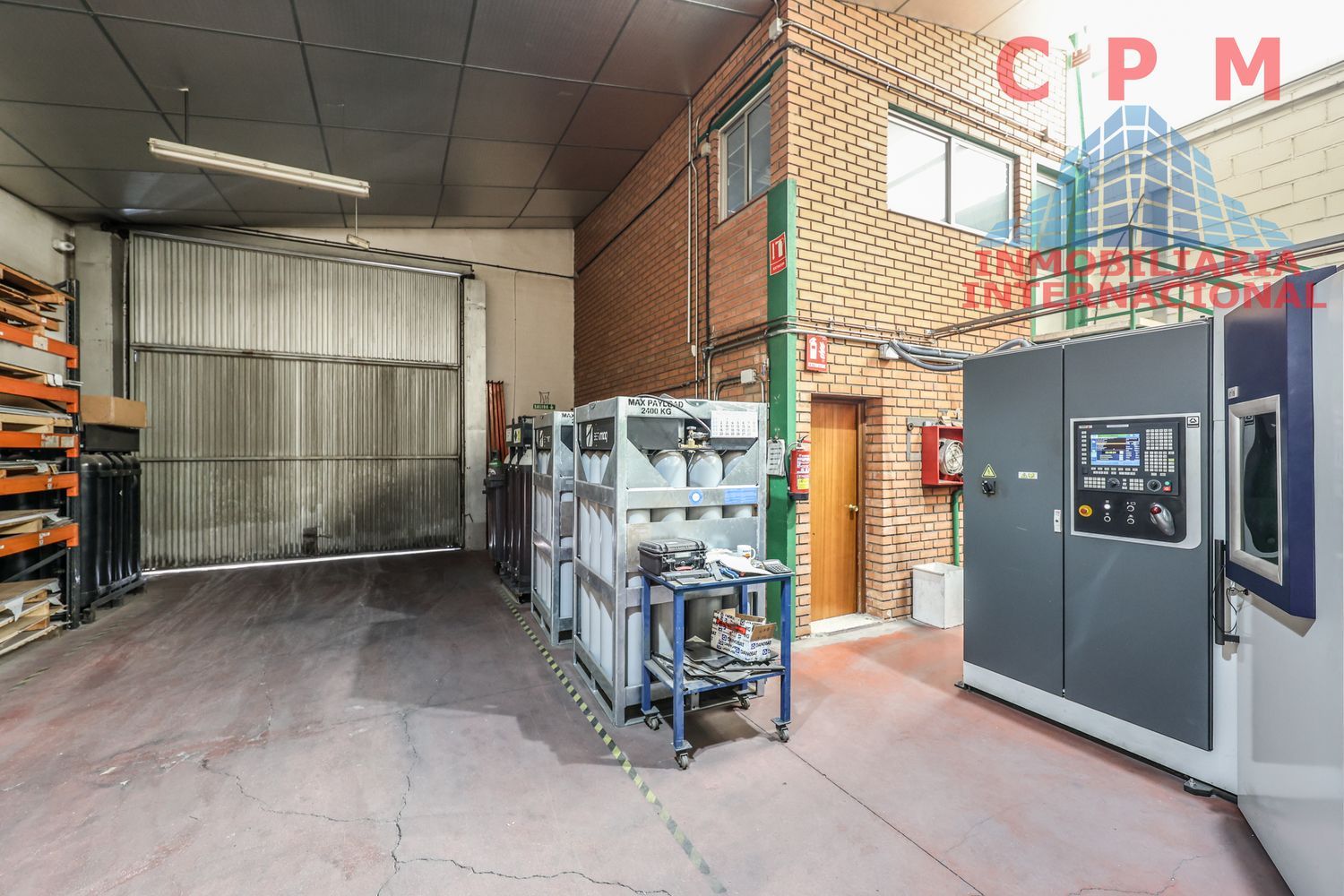 local-y-naves en ajalvir ·  1400000€