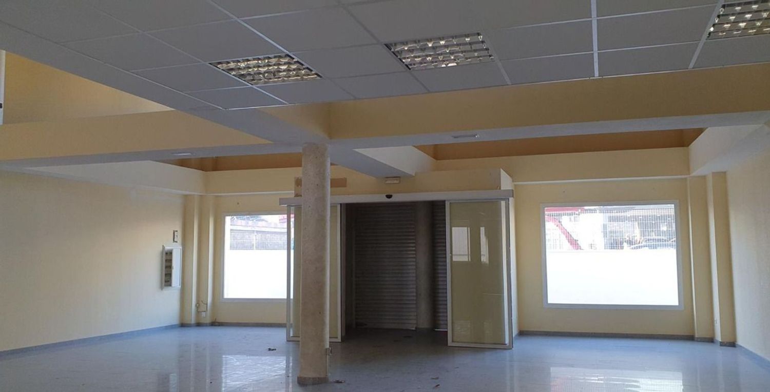 local-y-naves en mostoles · norte---universidad 499999€