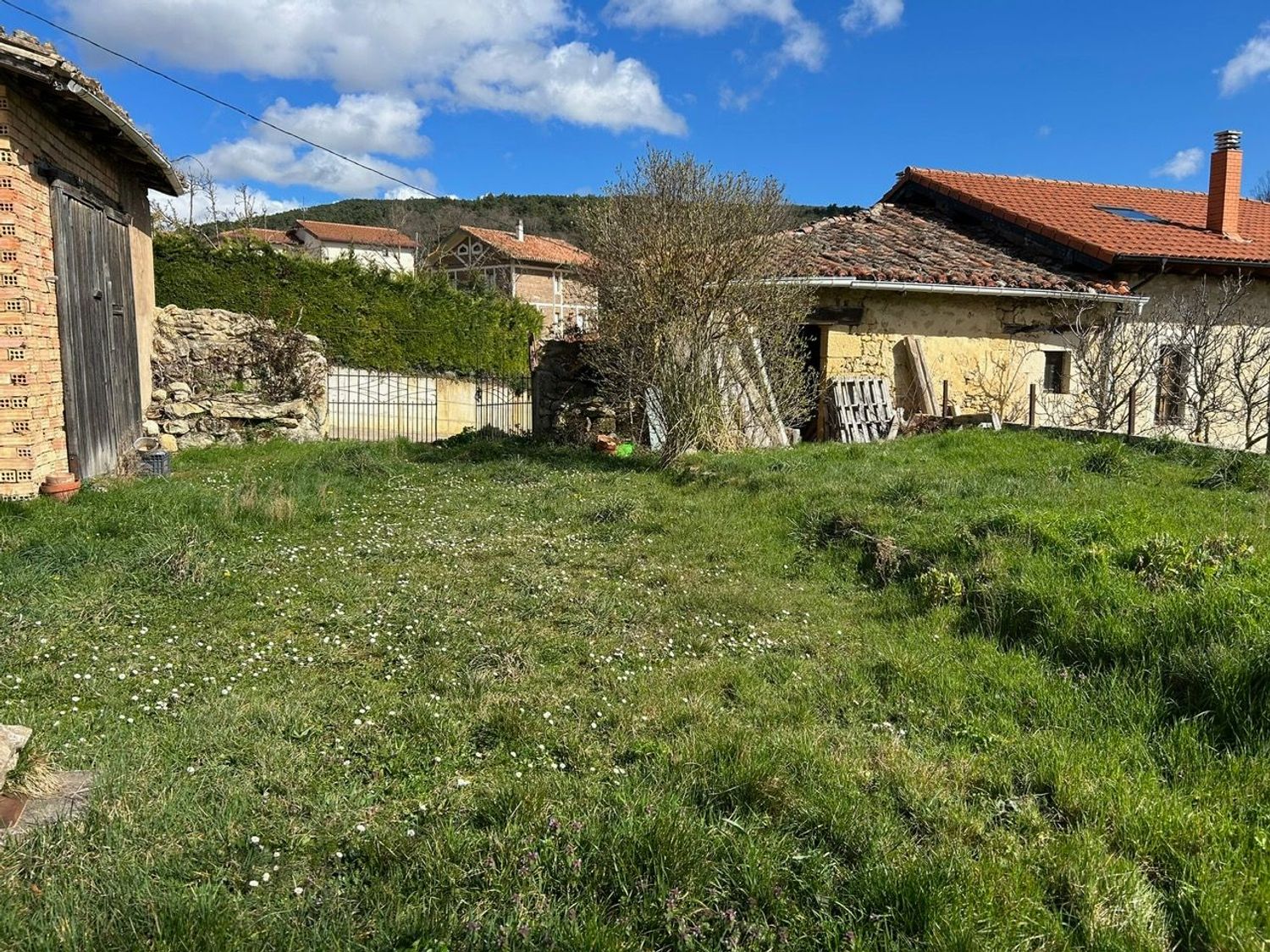 Inmueble en Valdegovia, disponible en Fincas Arbella.