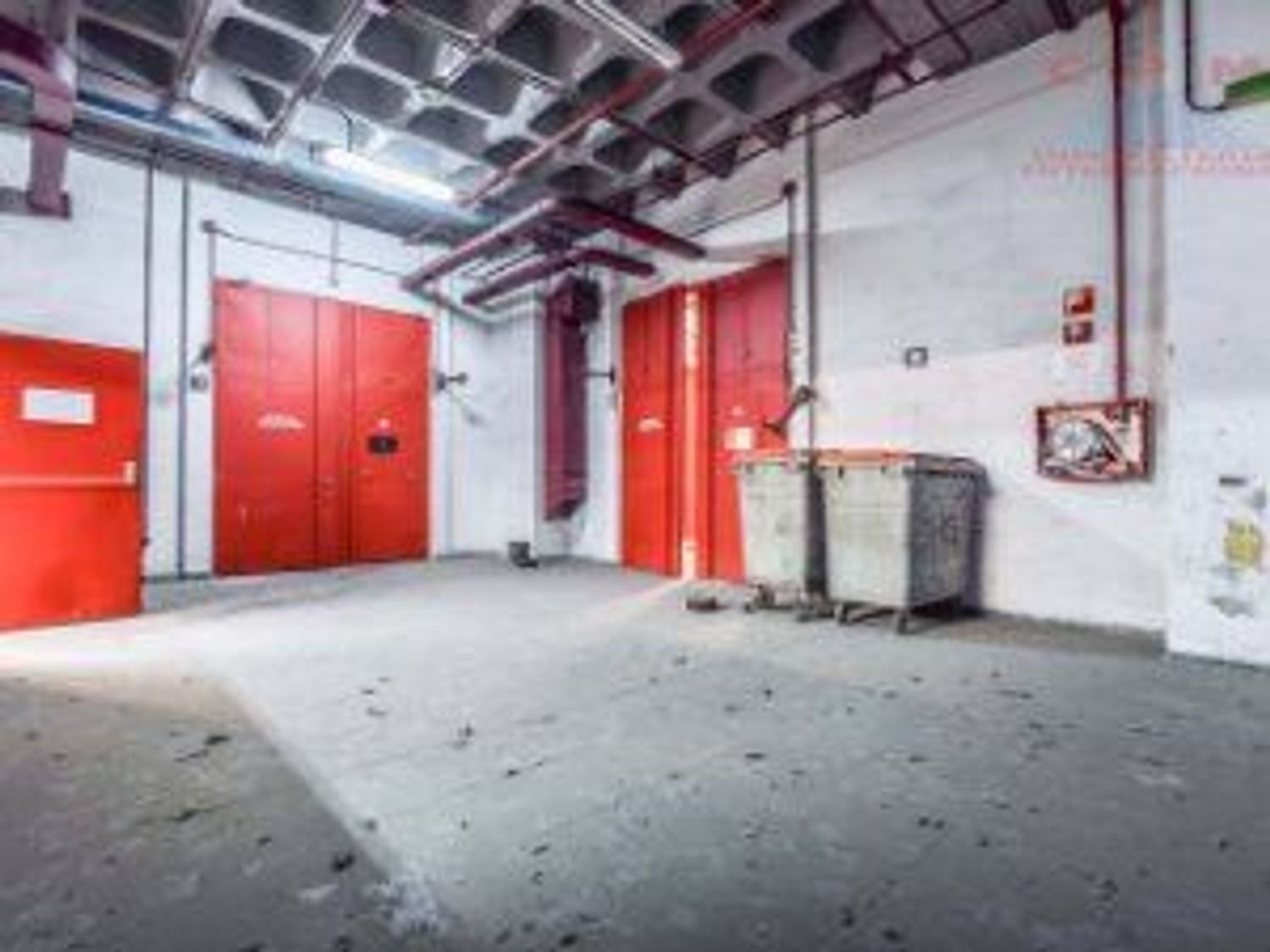 local-y-naves en madrid · hortaleza 1050000€