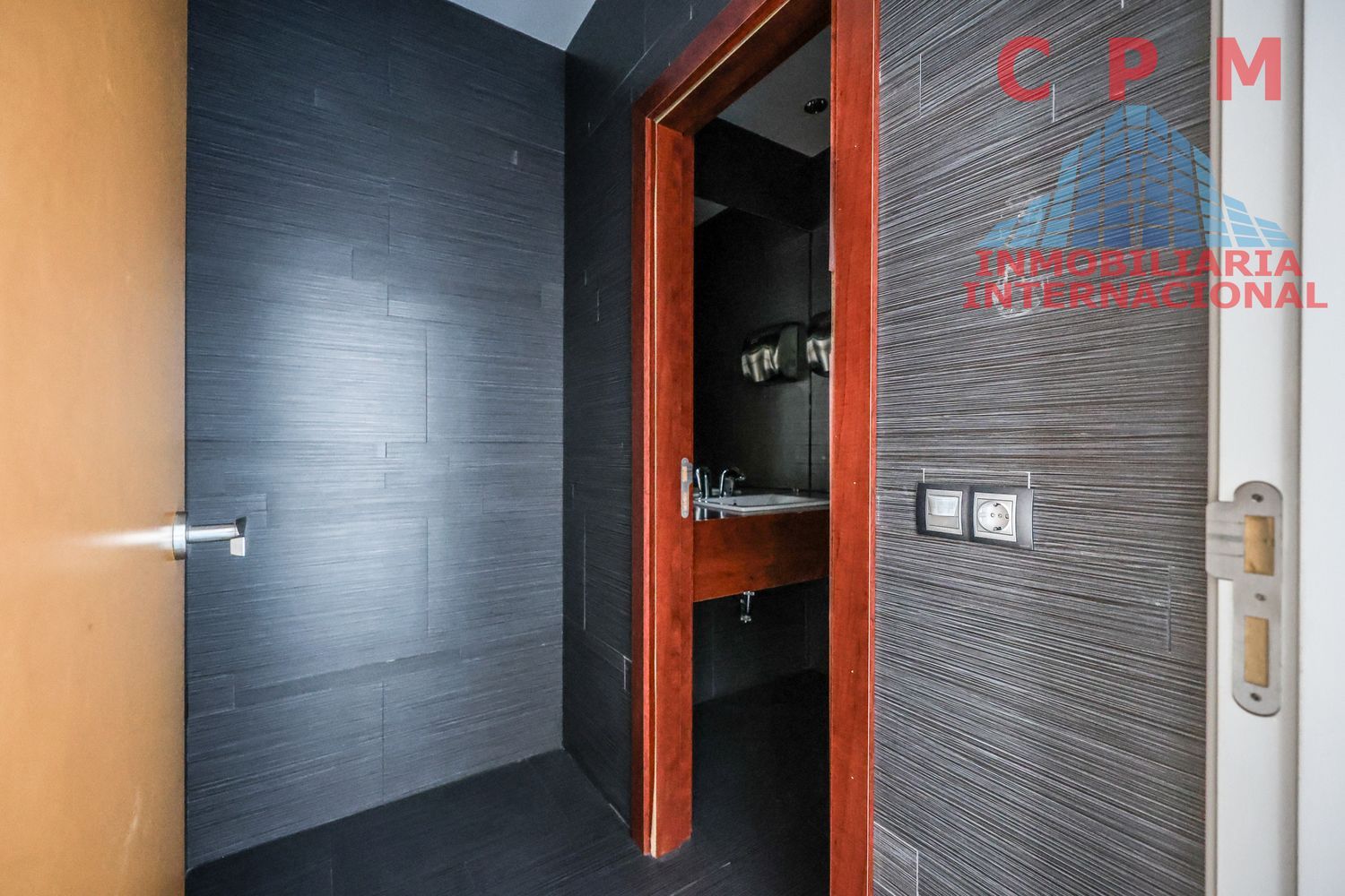 local-y-naves en alcorcon · campodon---ventorro-del-cano 4500€