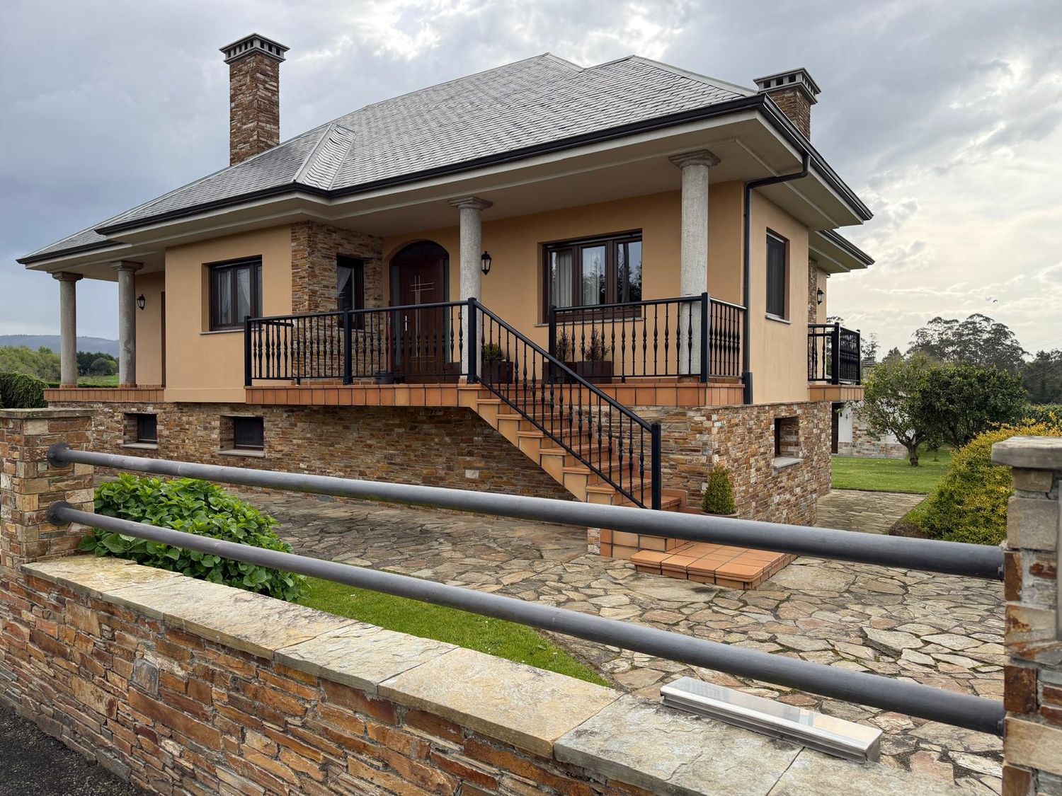 Chalet individual en venta, Serantes, Asturias