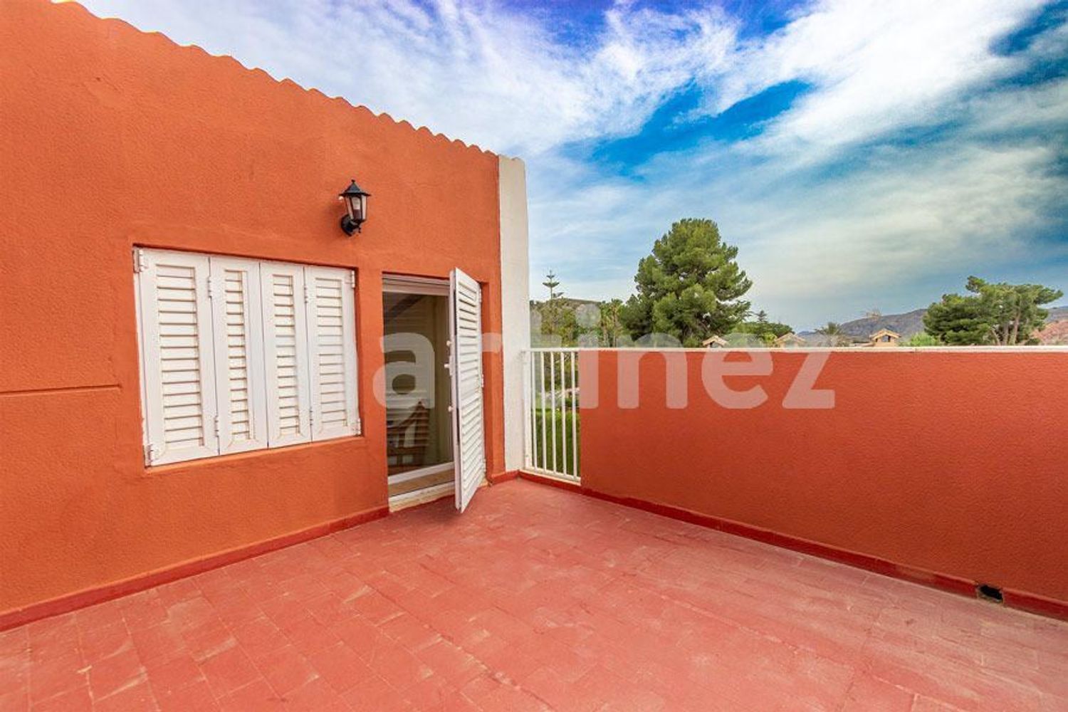 casa-o-chalet-independiente en petrer ·  750000€