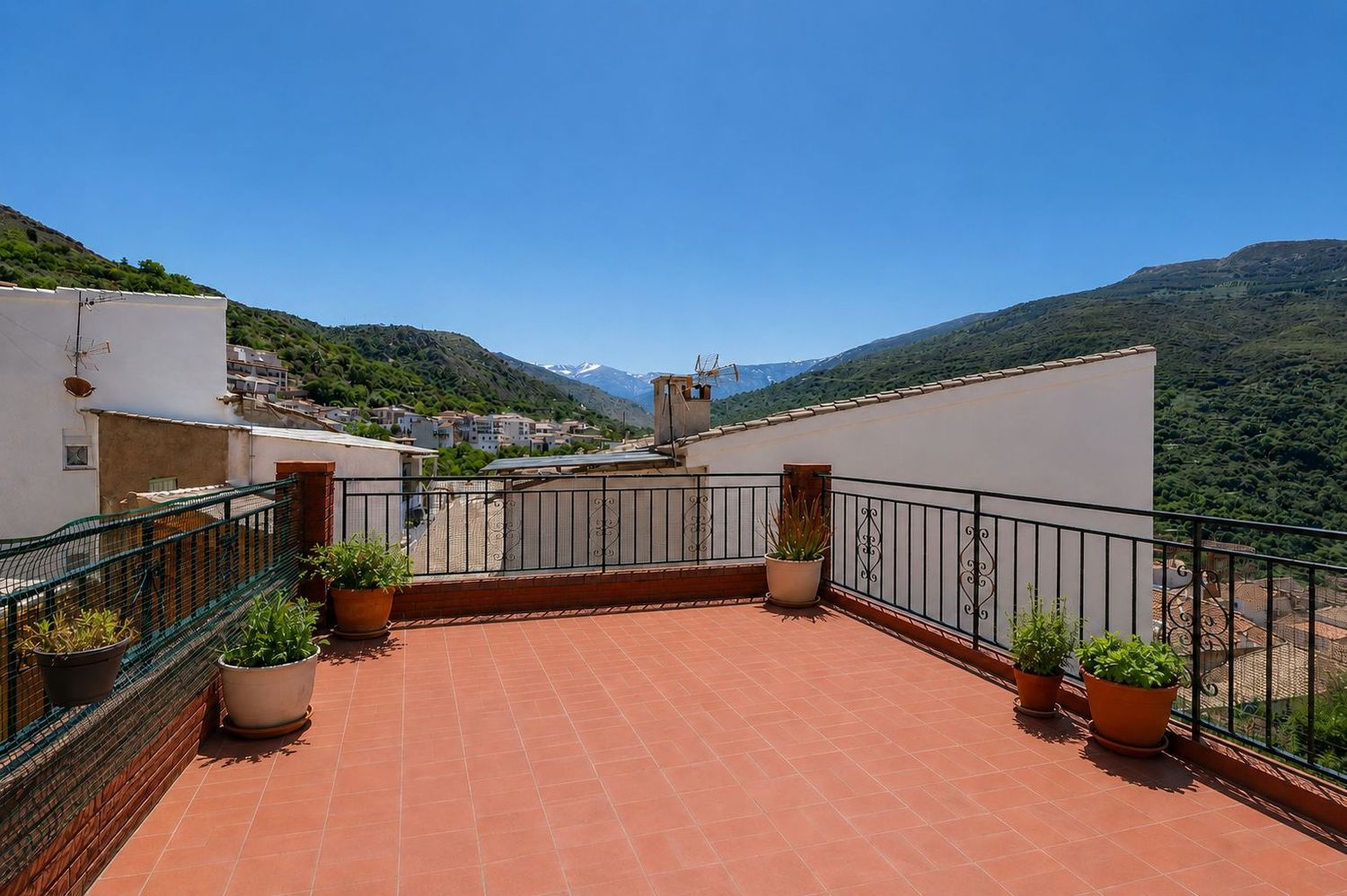 casa--chalet en güejar-sierra ·  155000€