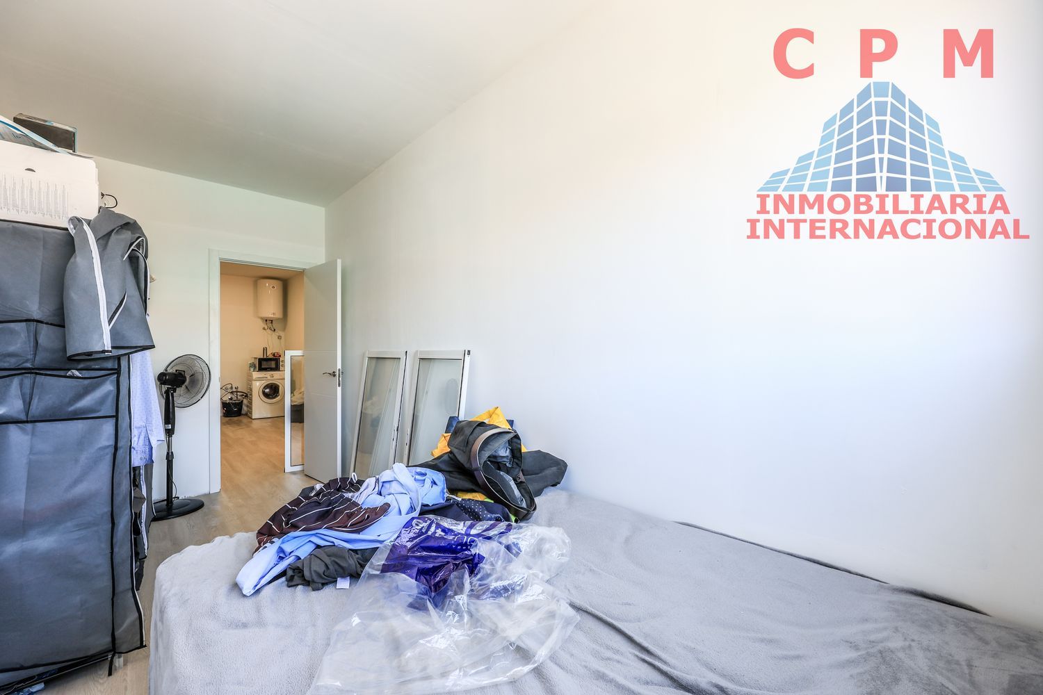 local-y-naves en madrid · villaverde 275000€