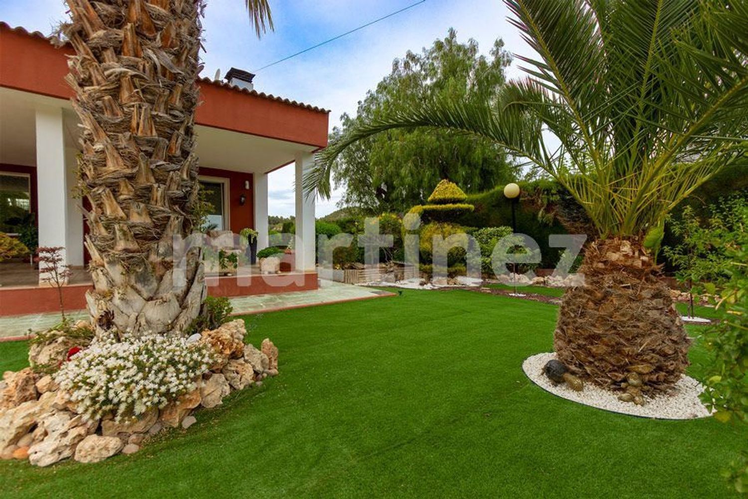 casa-o-chalet-independiente en petrer ·  750000€